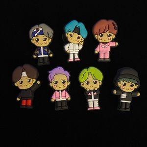7pc Croc Boy Doll charms